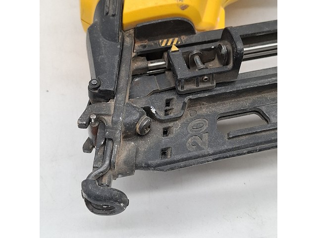 Accu tacker, dewalt, dcn660, 2015 - afbeelding 3 van  11