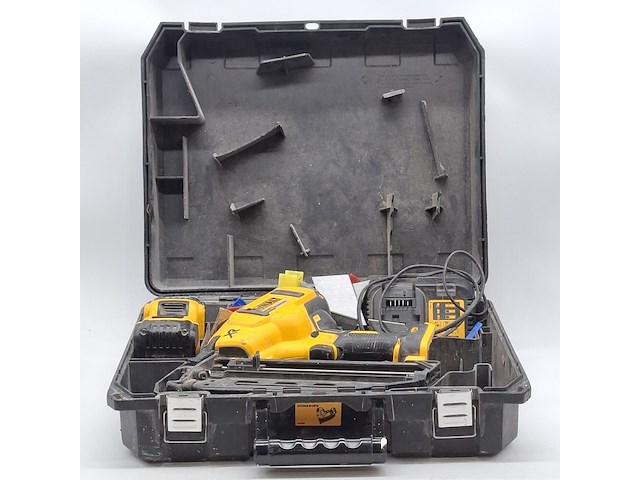 Accu tacker, dewalt, dcn660, 2015 - afbeelding 8 van  11