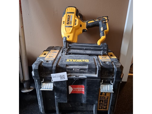 Accu tacker dewalt, dcn680 - afbeelding 1 van  7