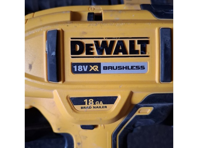 Accu tacker dewalt, dcn680 - afbeelding 3 van  7