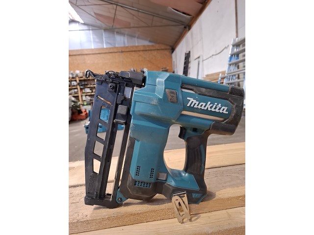 Accu tacker makita, dbn600, bouwjaar 2021 - afbeelding 4 van  8