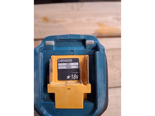 Accu tacker makita, dbn600, bouwjaar 2021 - afbeelding 8 van  8