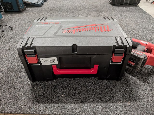 Accu tacker milwaukee, m18 vn18gs, bouwjaar 2023 - afbeelding 14 van  15