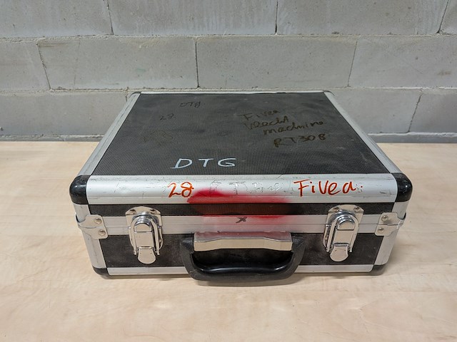 Accu vlechtmachine voor bewapening en vloerverwarming, fivea, rt308, 2014 - afbeelding 2 van  10