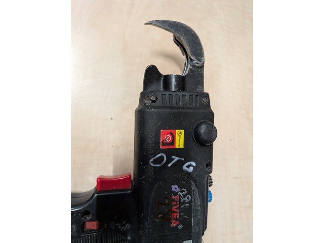 Accu vlechtmachine voor bewapening en vloerverwarming, fivea, rt308, 2014 - afbeelding 4 van  10