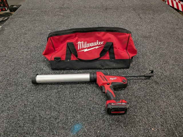 Accu worsten kitspuit milwaukee, c18 pcg, bouwjaar 2022 - afbeelding 1 van  12