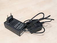 Accu zelfnivellerende kruislijnlaser, makita, sk105d, 2022 - afbeelding 4 van  13