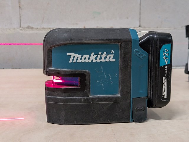 Accu zelfnivellerende kruislijnlaser, makita, sk105d, 2022 - afbeelding 12 van  13