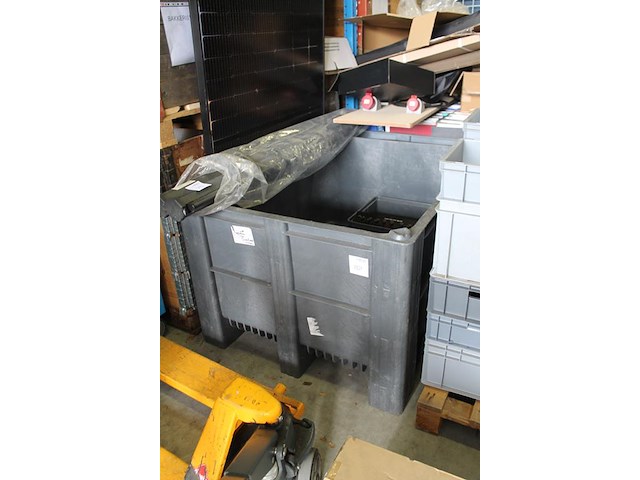 Accubak met afmeting 100 x 120 x 80 cm. - afbeelding 2 van  2
