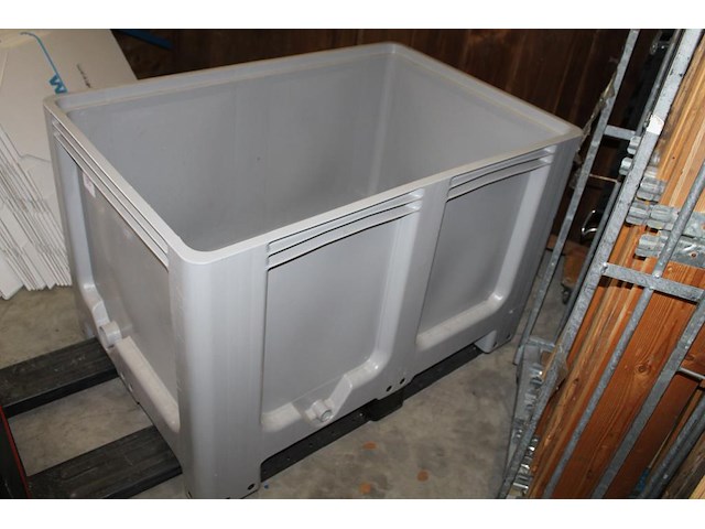 Accubak met afmeting 80 x 120 x 80 cm. - afbeelding 2 van  3