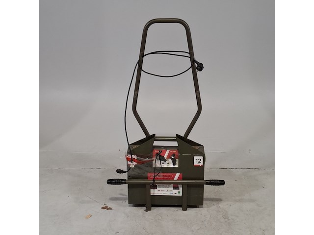 Accubooster op kar, powervamp, nato 200 - afbeelding 2 van  18