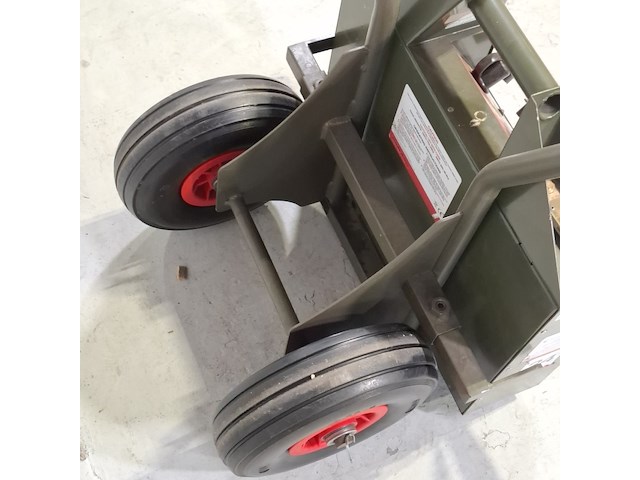 Accubooster op kar, powervamp, nato 200 - afbeelding 16 van  18