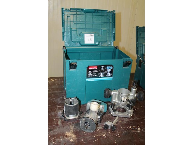 Accubovenfreesbody makita dfe50 met diverse accessoires in mbox. - afbeelding 3 van  3