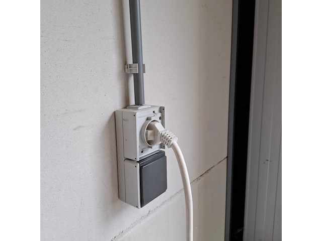 Accukast op mobiele heftafel priorit, en92u: 067-110, bouwjaar 2021 - afbeelding 2 van  11