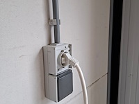Accukast op mobiele heftafel priorit, en92u: 067-110, bouwjaar 2021 - afbeelding 2 van  11