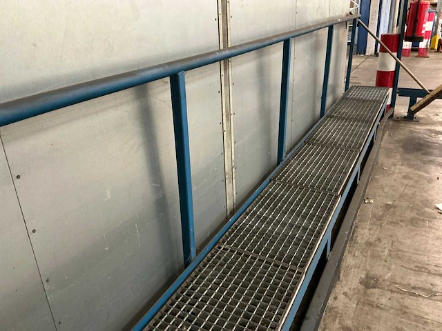 Acculaadstation - afbeelding 9 van  11