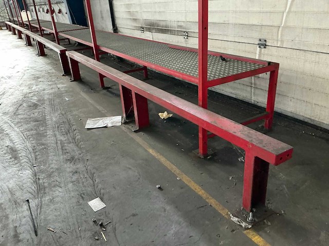 Acculaadstation - afbeelding 6 van  9