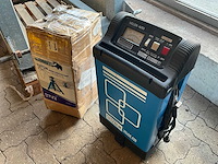 Acculader & 12t assteun - afbeelding 1 van  6