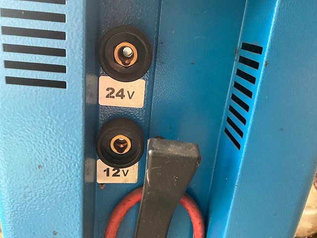 Acculader & 12t assteun - afbeelding 6 van  6