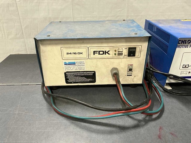 Acculader (2x) - afbeelding 1 van  7