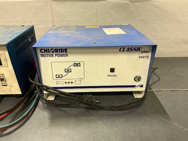 Acculader (2x) - afbeelding 2 van  7