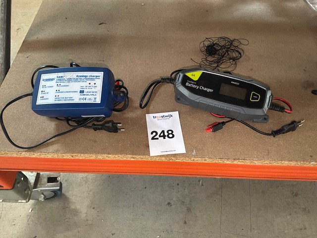 Acculader (2x) - afbeelding 1 van  2