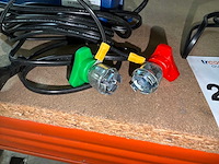 Acculader (2x) - afbeelding 2 van  2