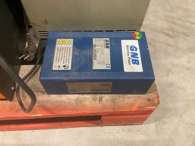 Acculader (9x) - afbeelding 4 van  8