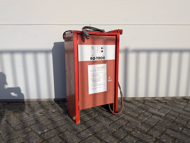 Acculader, aq-tron, aq72t80 - afbeelding 1 van  9