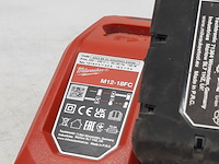 Acculader en accu, milwaukee, m12-18fc - afbeelding 3 van  6
