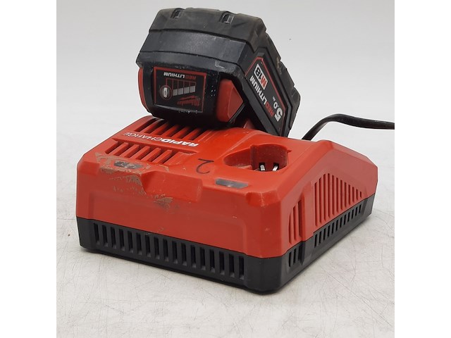 Acculader en accu, milwaukee, m12-18fc - afbeelding 4 van  6