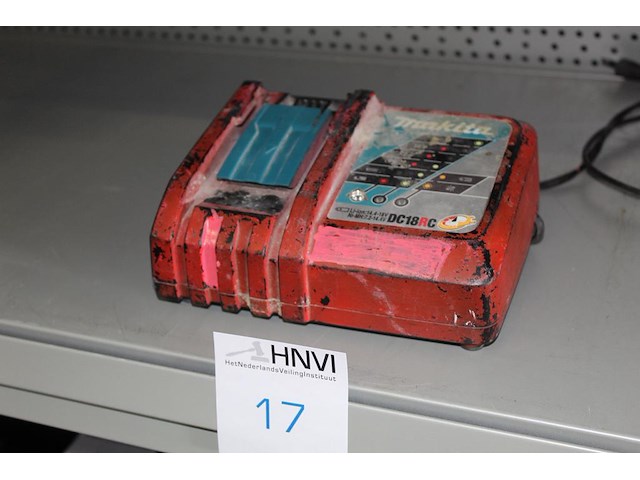 Acculader makita dc18rc. - afbeelding 1 van  2