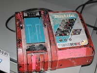 Acculader makita dc18rc. - afbeelding 2 van  2