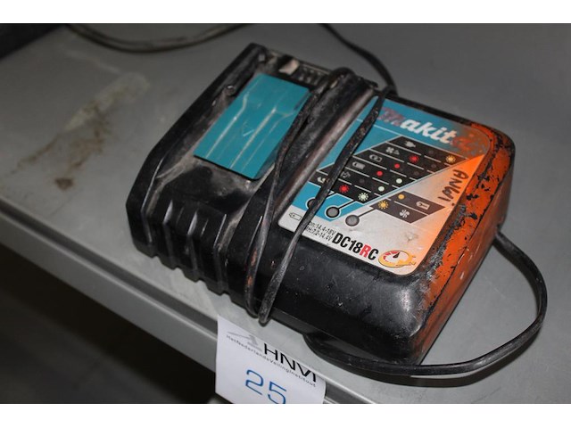Acculader makita dc18rc. - afbeelding 2 van  2