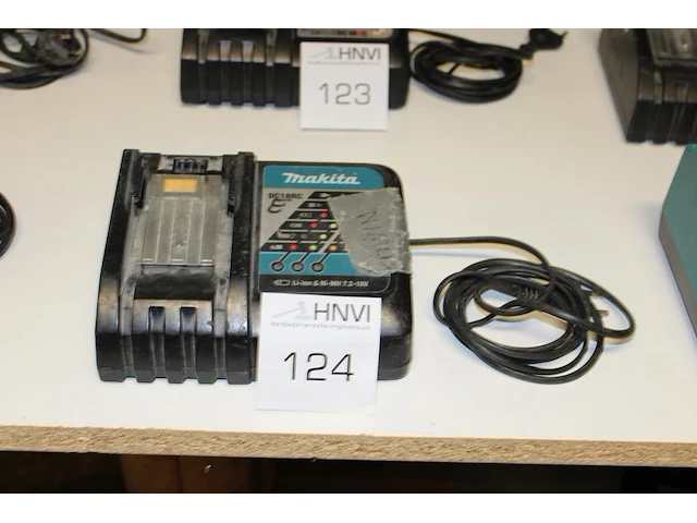 Acculader makita dc18rc - afbeelding 1 van  2