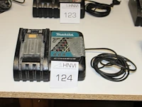 Acculader makita dc18rc