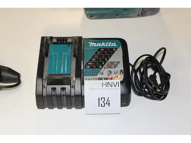 Acculader makita dc18rc - afbeelding 1 van  2