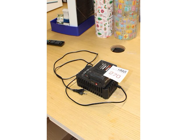 Acculader met accu ax power 20v - afbeelding 2 van  2