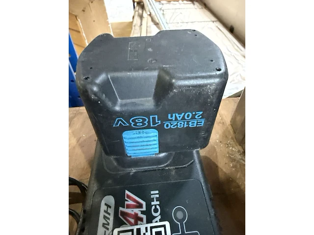 Acculader met accu, hitachi, uc24yfa / eb1820, zwart - afbeelding 2 van  3