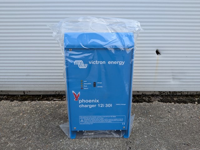 Acculader, victron energy, phoenix charger 12/30 - afbeelding 2 van  5