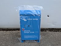 Acculader, victron energy, phoenix charger 12/30 - afbeelding 2 van  5