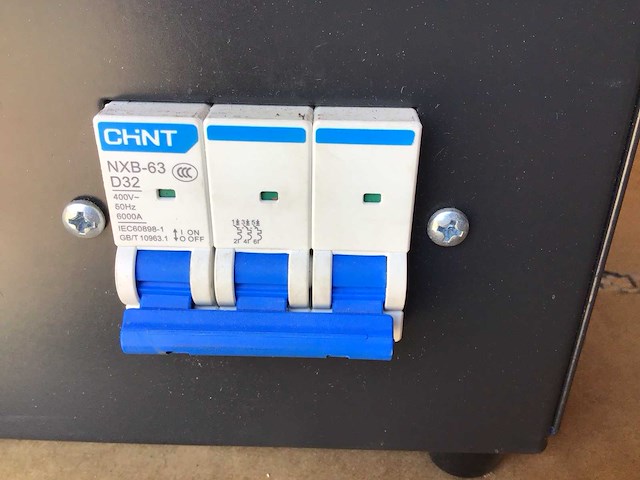 Acculader voor heftruck esch80v65a 80volt 65a - afbeelding 2 van  3