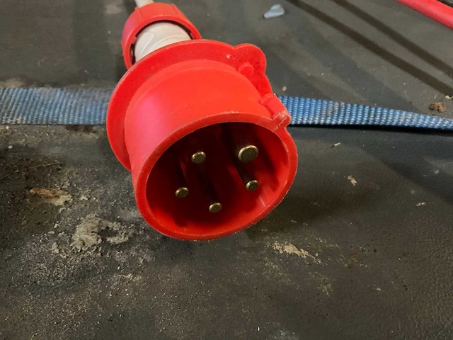 Acculader voor tractiebatterijen - afbeelding 3 van  3