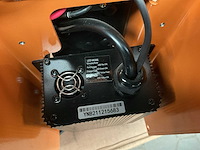 Acculader - afbeelding 4 van  4