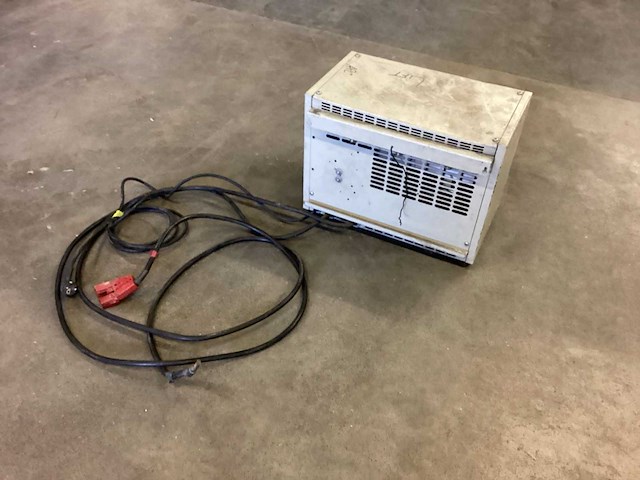 Acculader - afbeelding 2 van  3