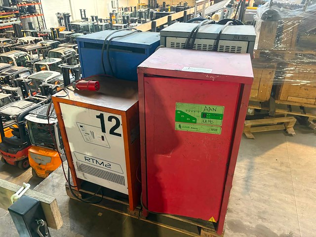 Acculaders - 24v - overige intern transport - afbeelding 1 van  1