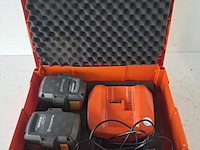 Accupakket (2 accu's incl. lader) - afbeelding 1 van  13