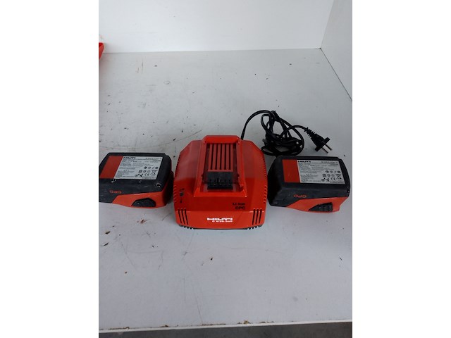 Accupakket | 2x4,0ah/22v accu 1x lader, hilti, 2021 - afbeelding 2 van  9