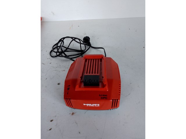 Accupakket | 2x4,0ah/22v accu 1x lader, hilti, 2021 - afbeelding 7 van  8