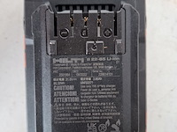 Accupakket 2x4,0ah/22v accu 1x lader hilti hilti, bouwjaar 2022 - afbeelding 4 van  5